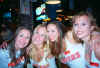 Hooters8Web.jpg (80032 bytes)