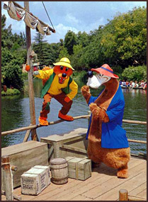 frontierland1b.jpg (36595 bytes)